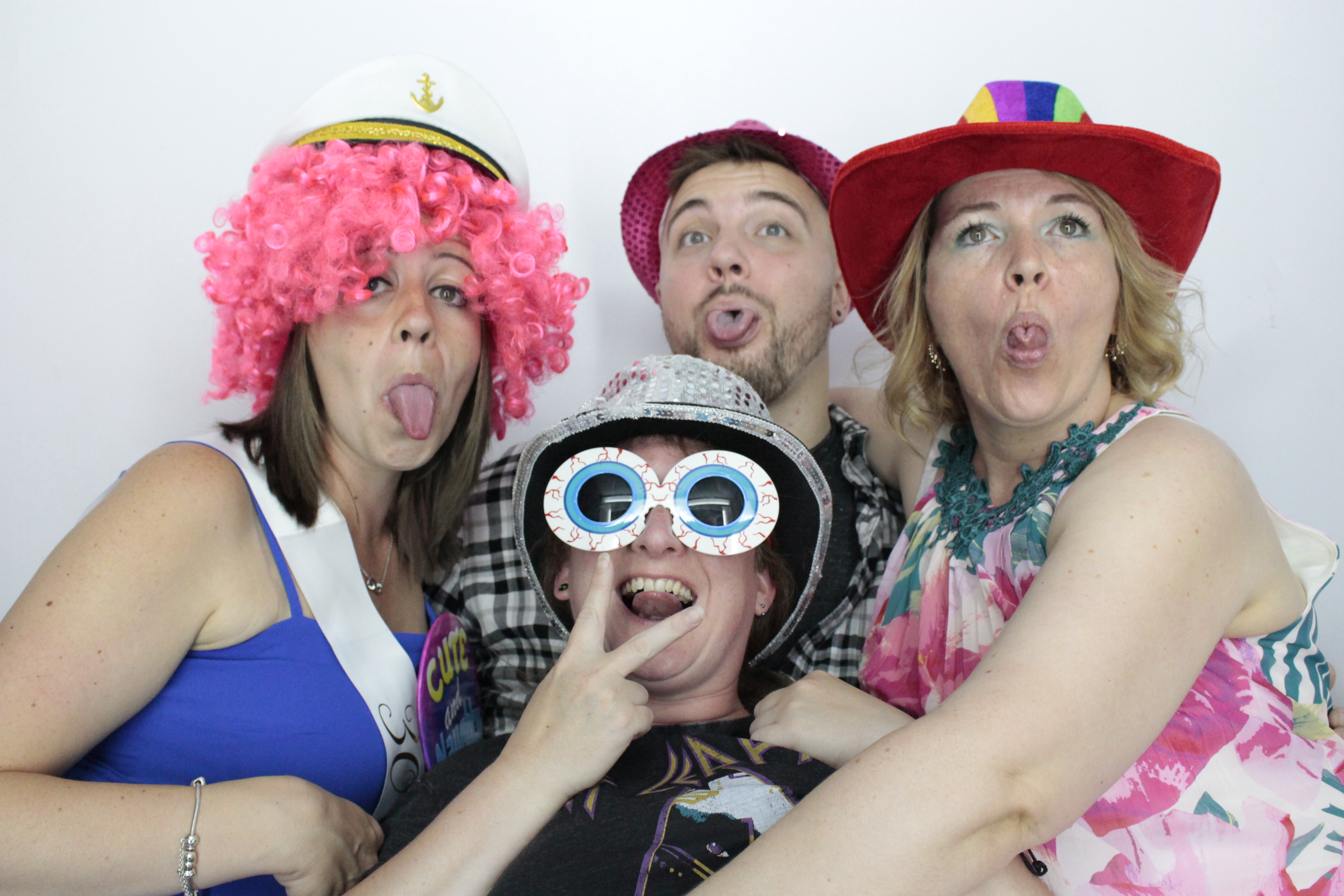 Kerry's 30th Birthday | View more photos from the event at gallery.myphotoboothexperience.co.uk/u/MyPhotoBoothExperienceLtd/Kerrys-30th-Birthday